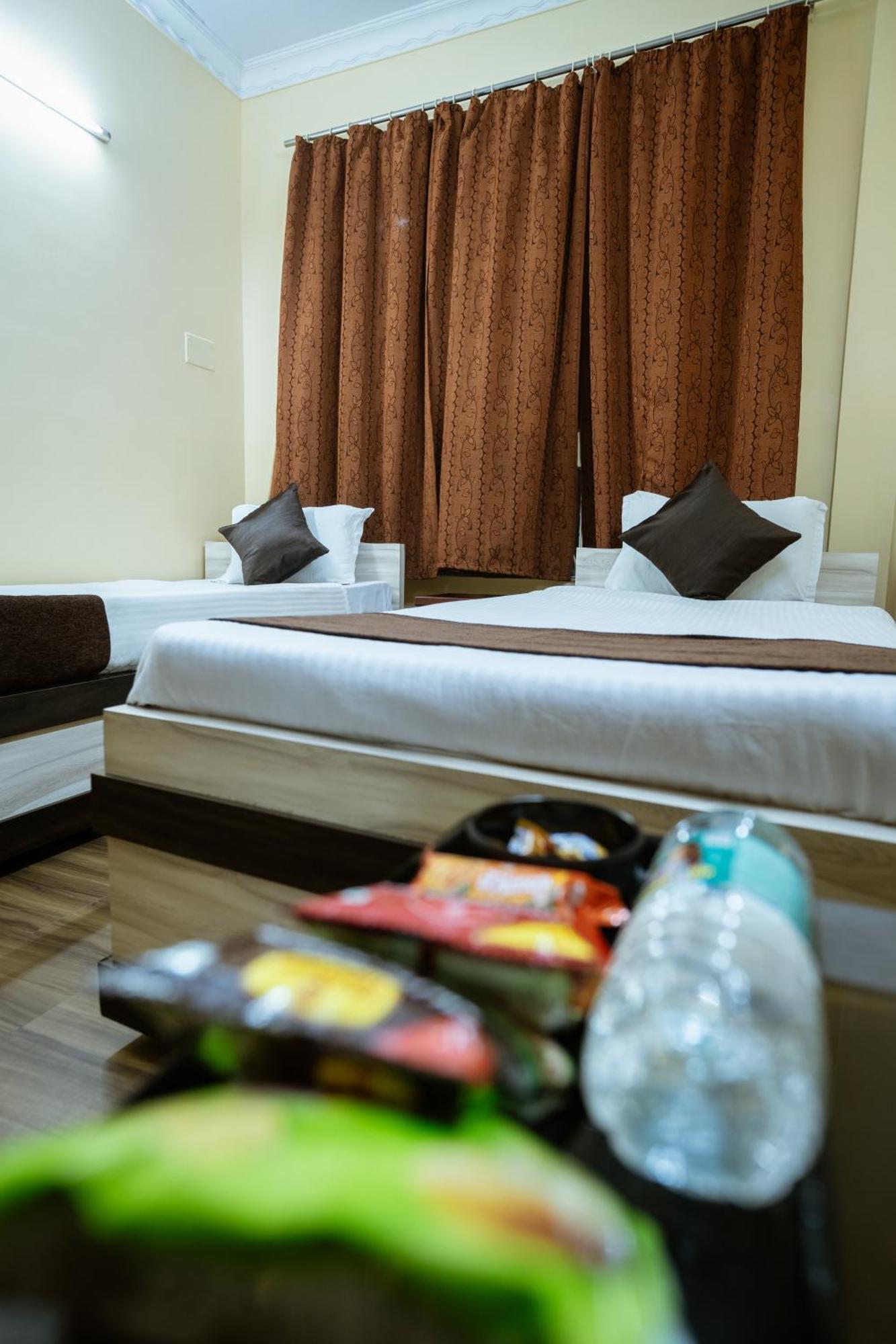 Hotel Ta-Tin Durgāpur Exteriör bild