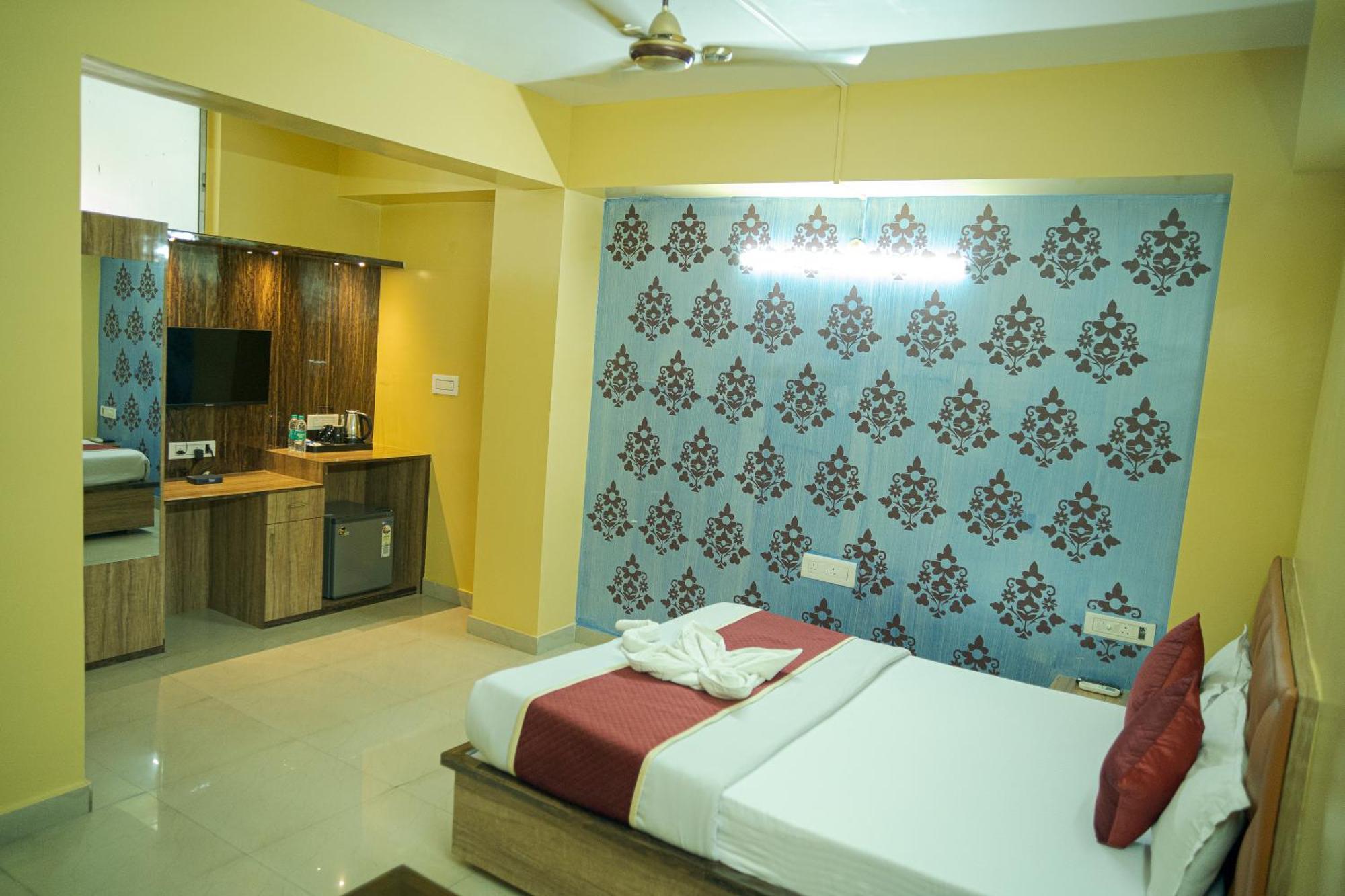 Hotel Ta-Tin Durgāpur Exteriör bild