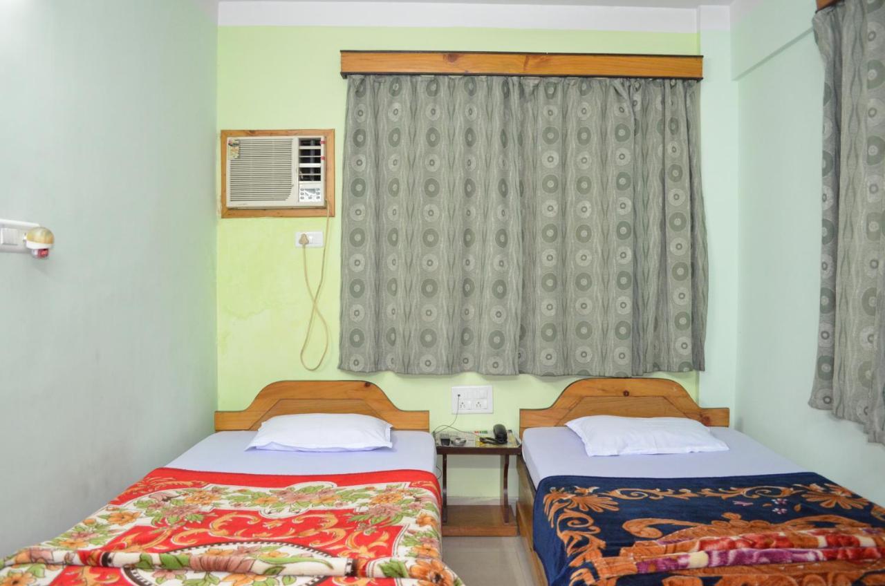 Hotel Ta-Tin Durgāpur Exteriör bild
